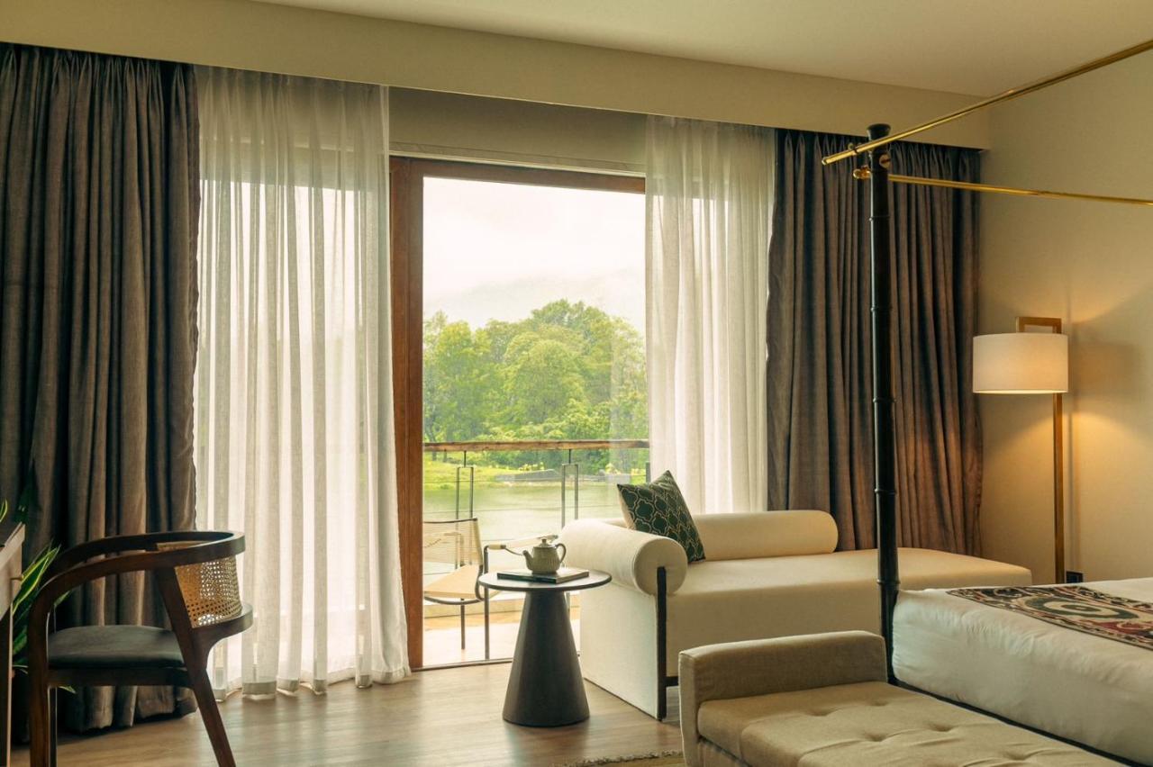 Hotel Oleander Farms, Karjat Extérieur photo